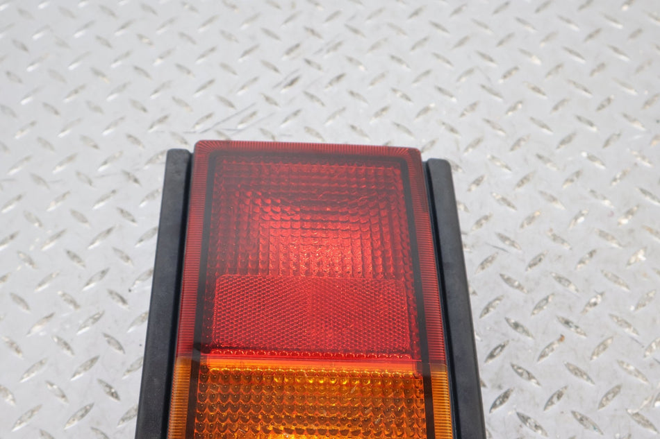 2003-2004 Hummer H2 Right Tail Light 15193459