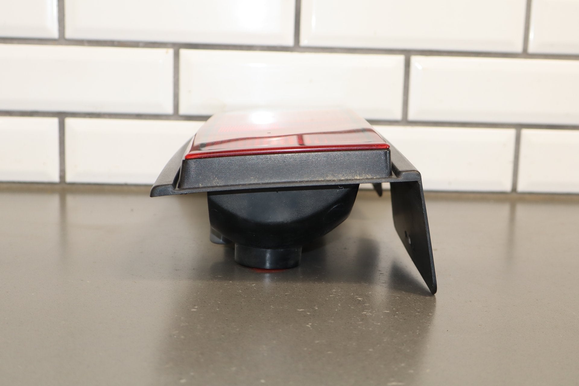 2003-2004 Hummer H2 Right Tail Light 15193459