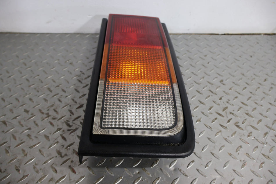 2003-2004 Hummer H2 Right Tail Light 15193459