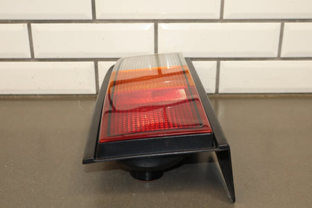 2003-2004 Hummer H2 Right Tail Light 15193459