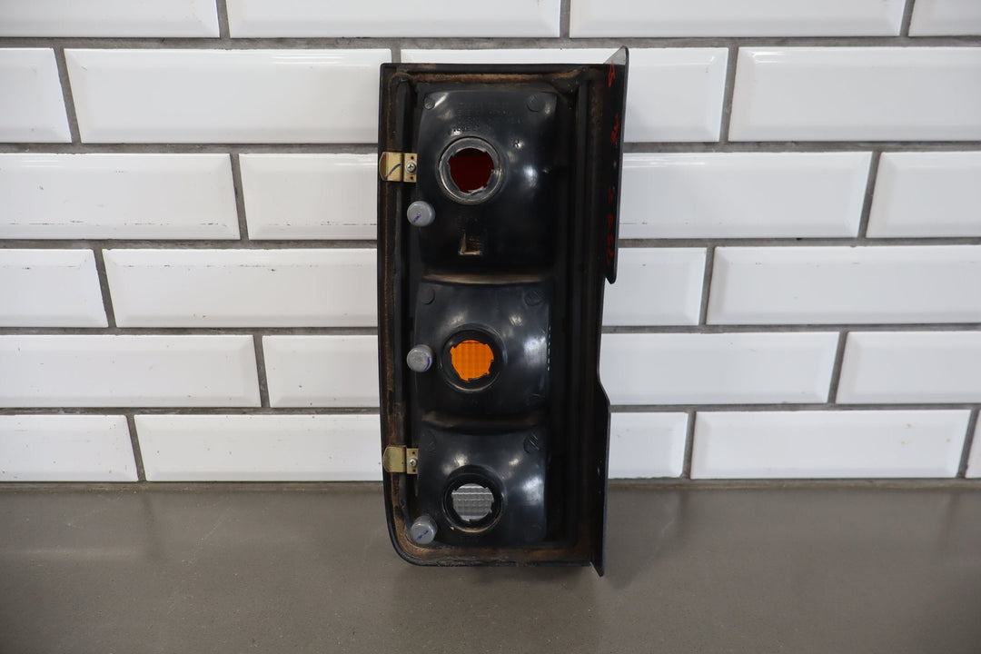 2003 - 2004 Hummer H2 Right Tail Light 15193459