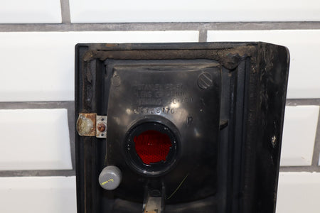 2003-2004 Hummer H2 Right Tail Light 15193459