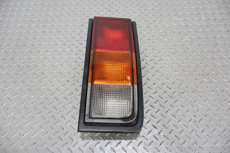 2003-2004 Hummer H2 Right Tail Light 15193459