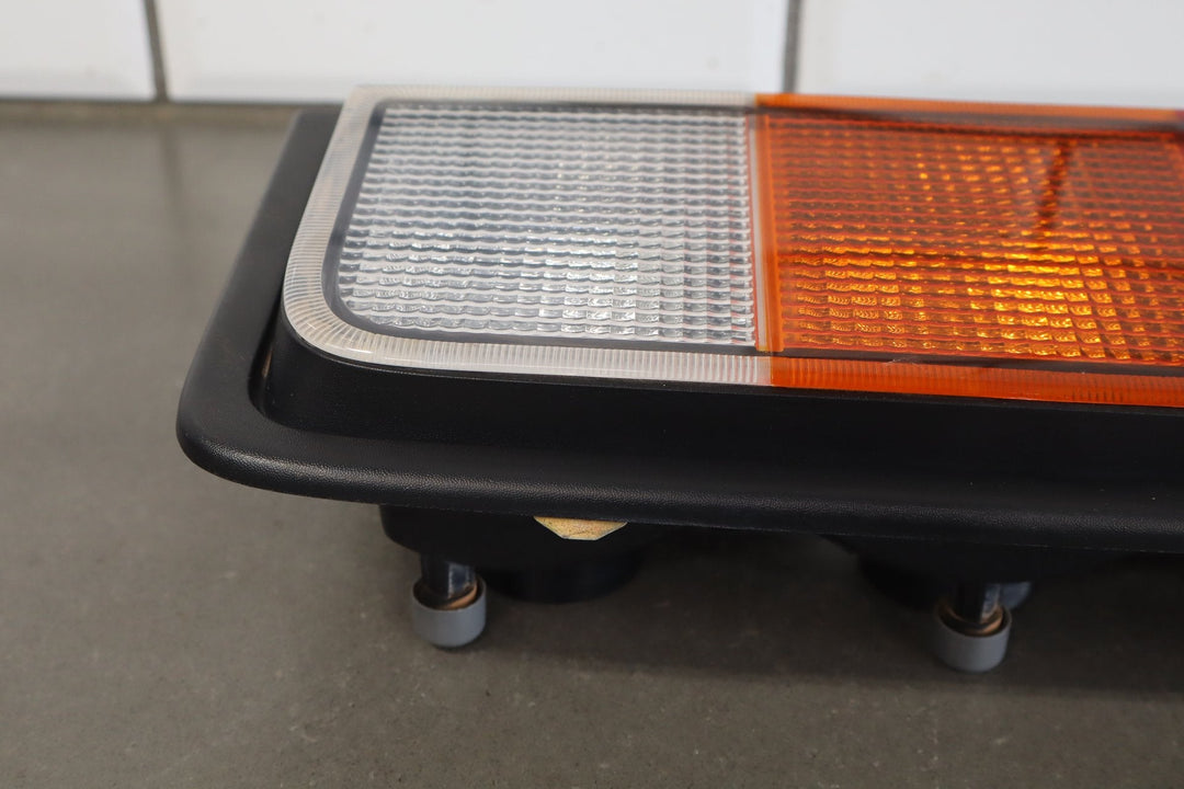 2003 - 2004 Hummer H2 Right Tail Light 15193459