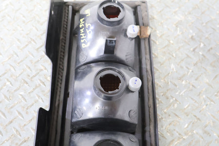 2003-2004 Hummer H2 Right Tail Light 15193459