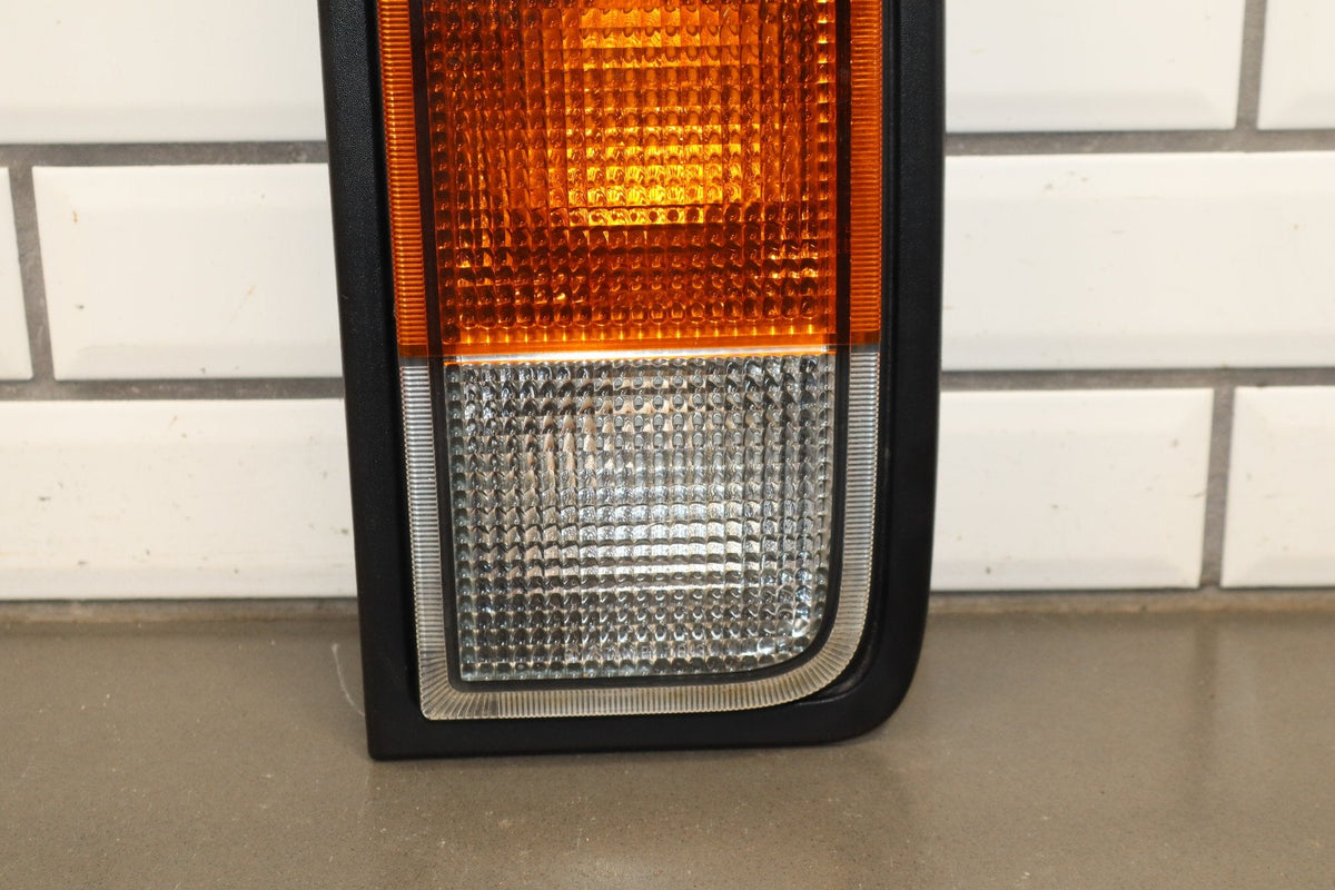 2003-2004 Hummer H2 Right Tail Light 15193459
