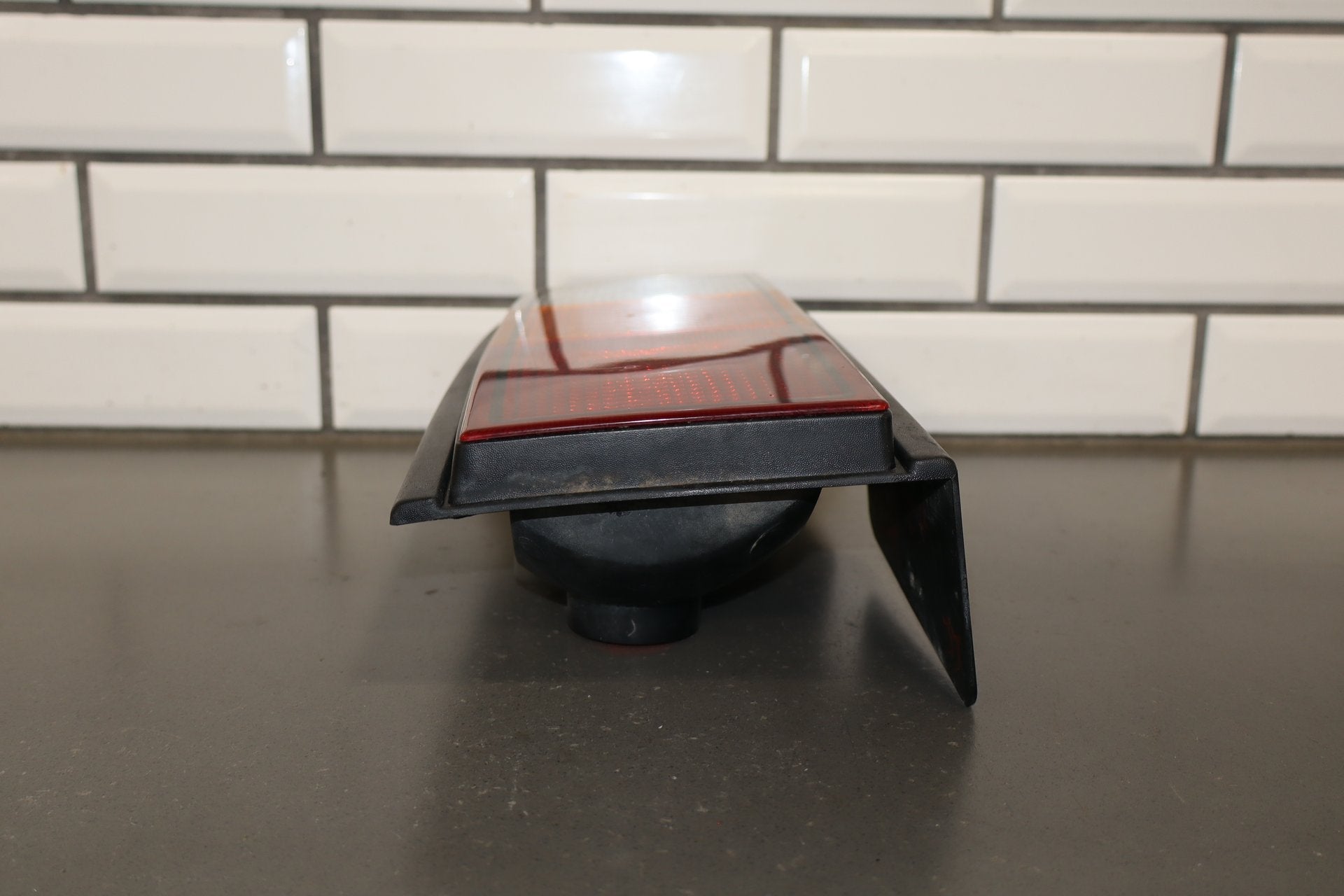 2003-2004 Hummer H2 Right Tail Light 15193459