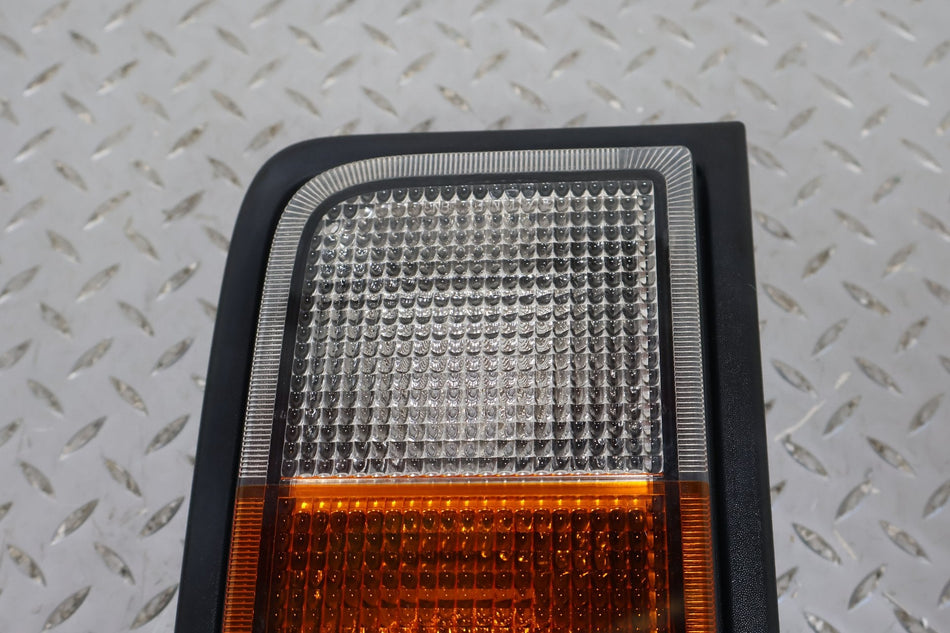 2003-2004 Hummer H2 Right Tail Light 15193459