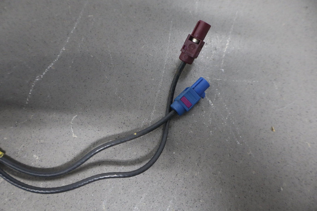 2003 - 2004 Hummer H2 Roof Mounted Antenna PN: 15175079