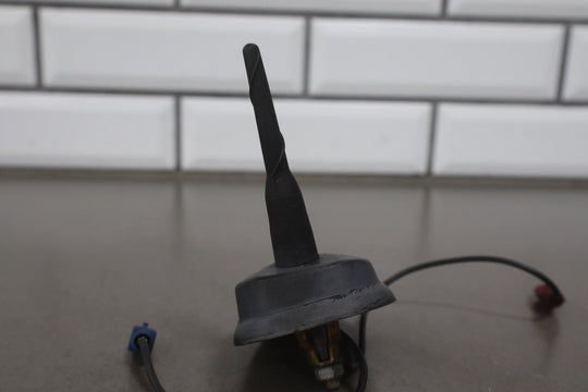 2003 - 2004 Hummer H2 Roof Mounted Antenna PN: 15175079