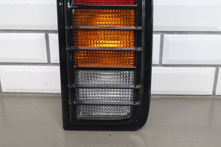 2003-2004 Hummer H2 Taillight Set Left Right W/ Painted Tail Panel Moldings
