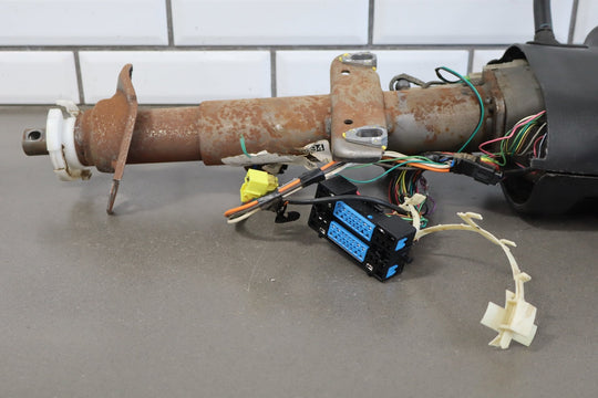 2003 - 2005 Chevrolet Silverado 2500 Steering Column 19133736