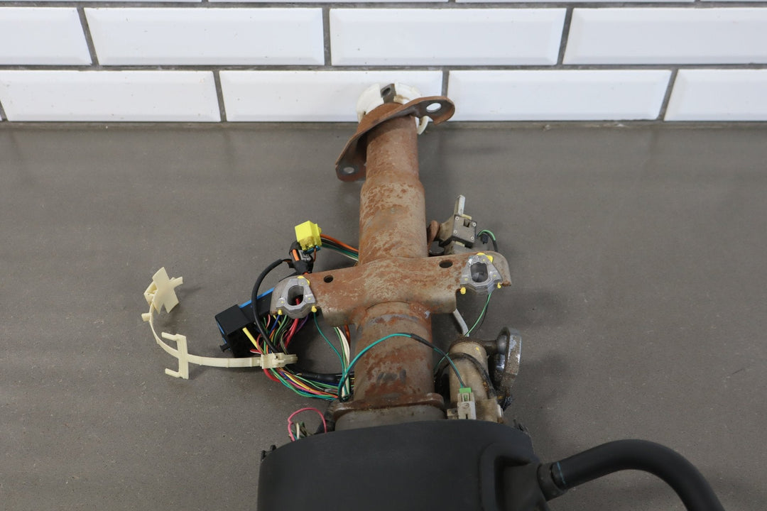 2003 - 2005 Chevrolet Silverado 2500 Steering Column 19133736