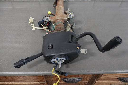 2003 - 2005 Chevrolet Silverado 2500 Steering Column 19133736