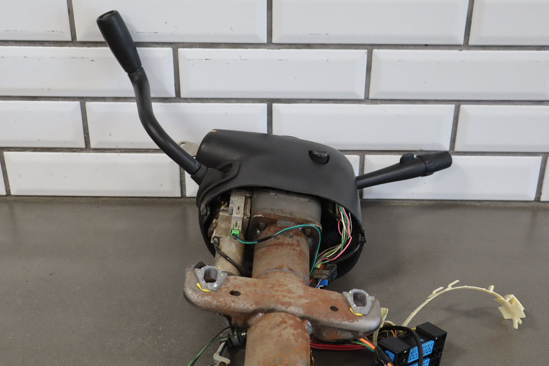 2003 - 2005 Chevrolet Silverado 2500 Steering Column 19133736