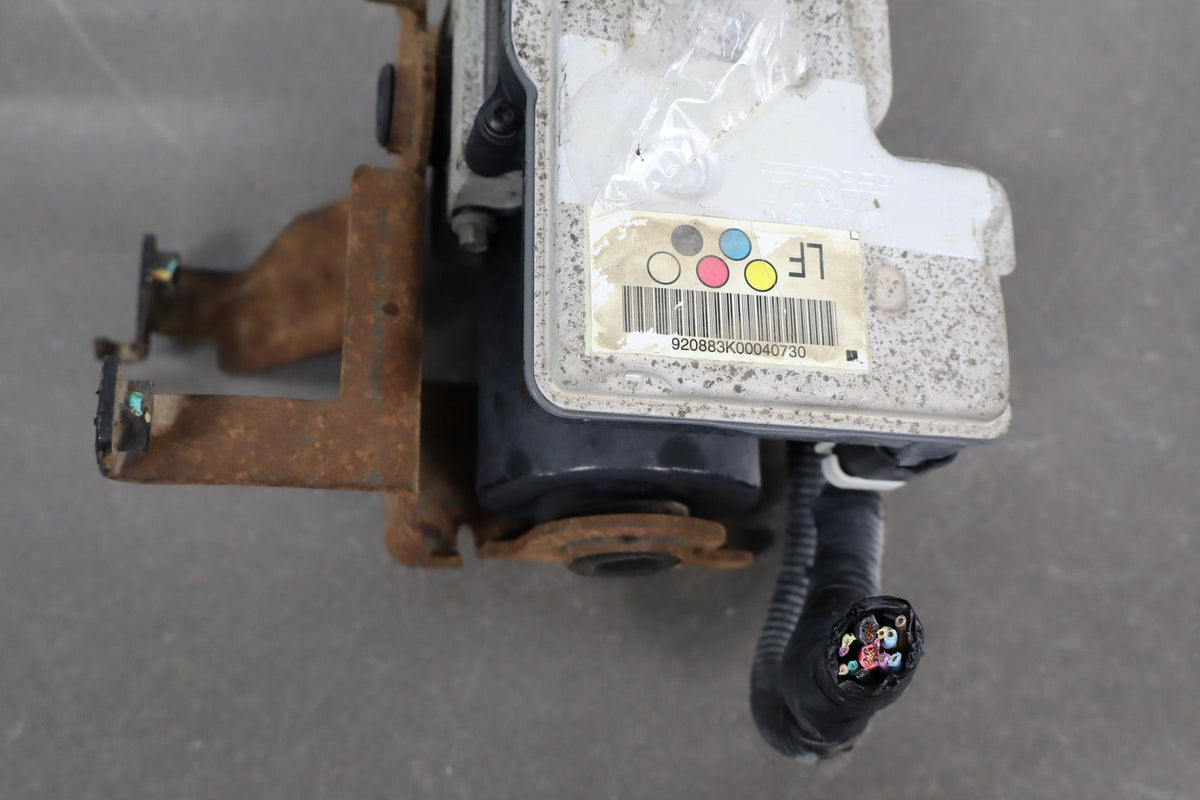 2003-2005 Chevrolet Silverado 2500HD ABS Brake Unit 15212923 OEM Southern