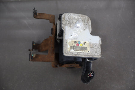 2003-2005 Chevrolet Silverado 2500HD ABS Brake Unit 15212923 OEM Southern