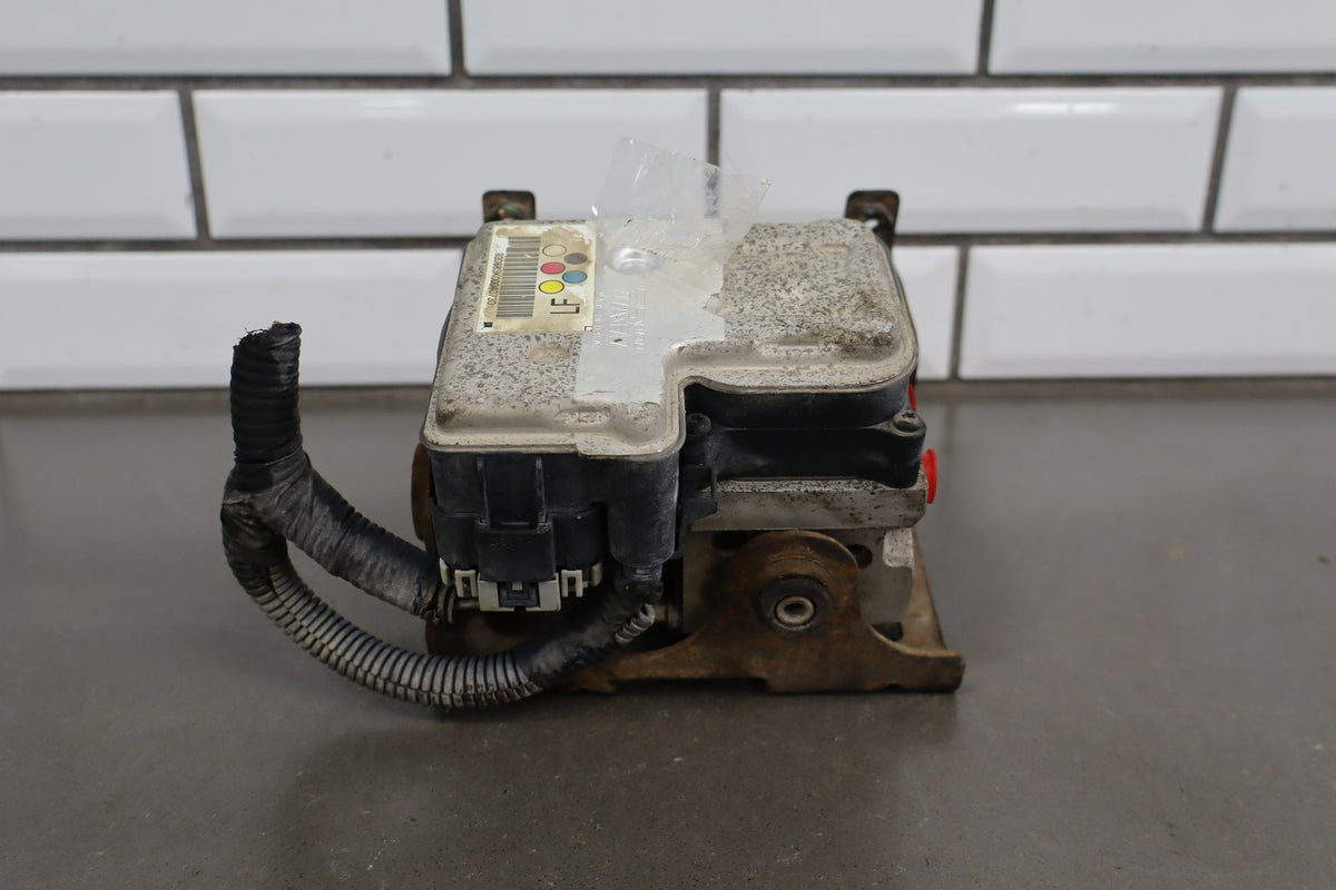 2003-2005 Chevrolet Silverado 2500HD ABS Brake Unit 15212923 OEM Southern