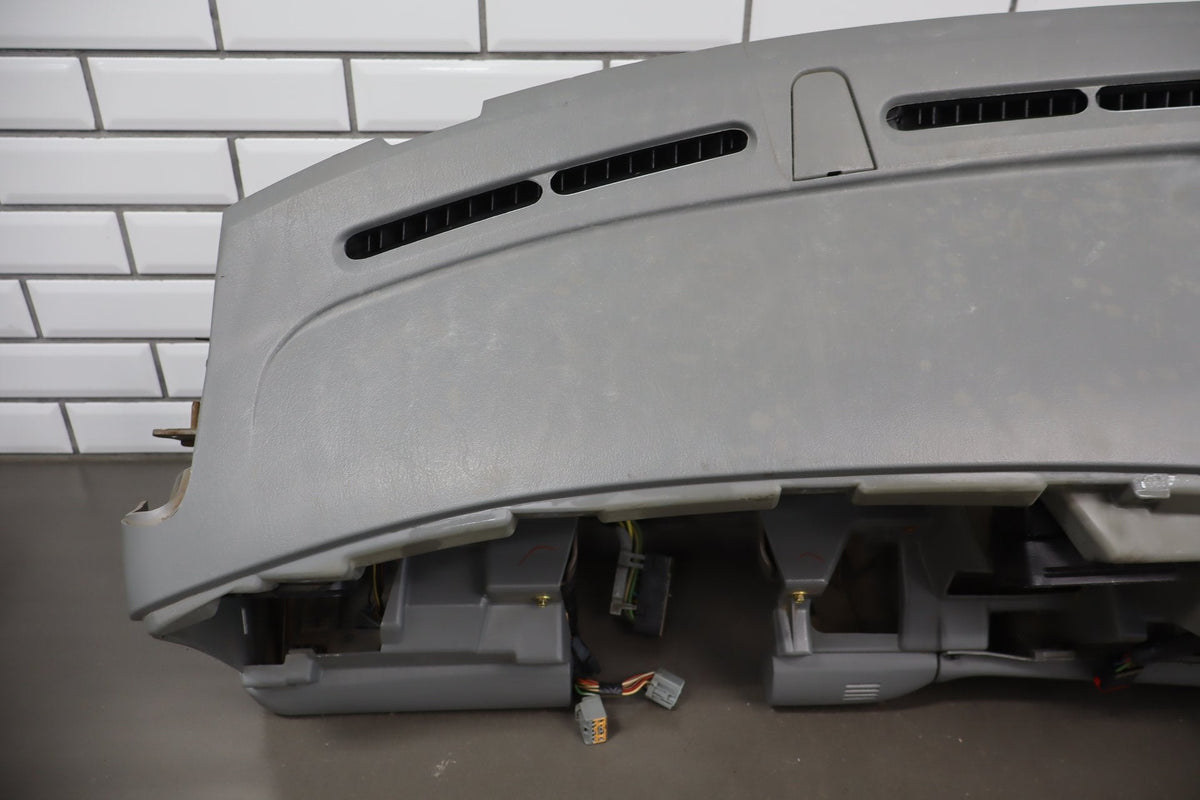 2003-2005 Ford F-250 Dash Panel Medium Flint 52