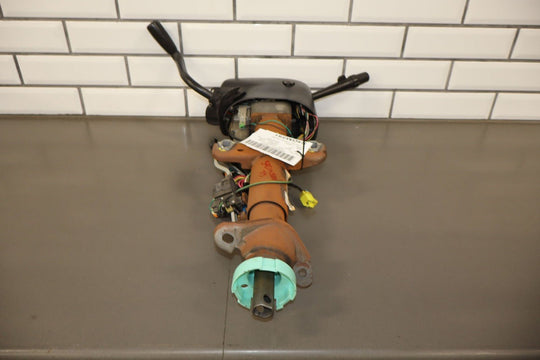 2003 - 2005 GMC Sierra 2500HD Tilt Steering Column with Keys/Switches 19133736