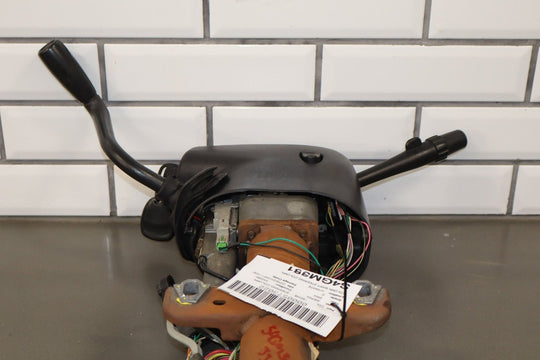 2003 - 2005 GMC Sierra 2500HD Tilt Steering Column with Keys/Switches 19133736