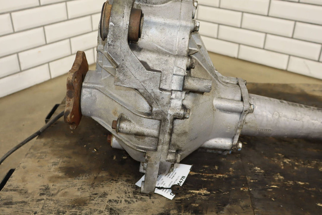 2003 - 2005 GMC Yukon AWD 3.73 Front Differential Assembly 15839874