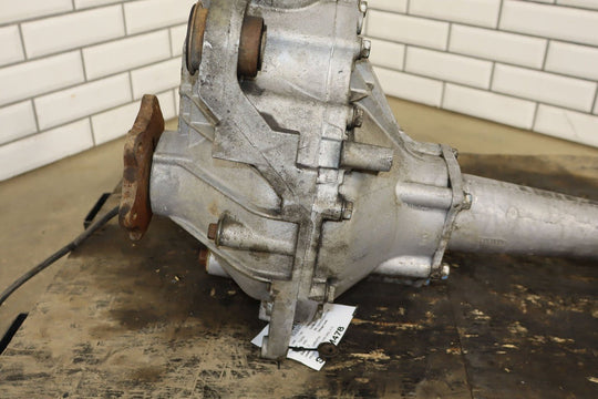 2003 - 2005 GMC Yukon AWD 3.73 Front Differential Assembly 15839874