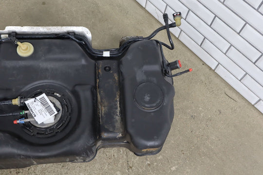 2003 - 2005 GMC Yukon Denali 6.0L LQ4 Fuel Tank with Pump Tested Genuine