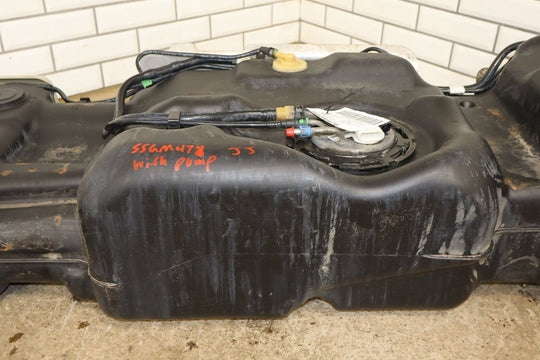 2003 - 2005 GMC Yukon Denali 6.0L LQ4 Fuel Tank with Pump Tested Genuine