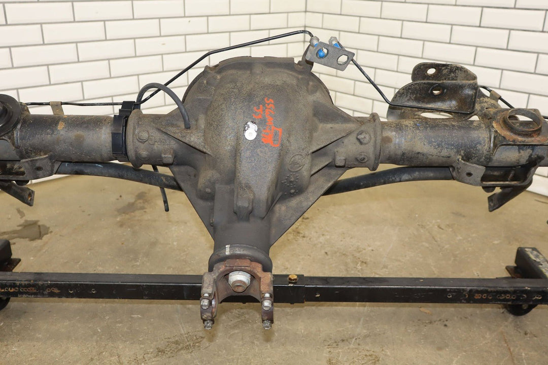 2003 - 2005 GMC Yukon Denali Escalade 3.73 Rear Axle Assembly 15135401 Genuine