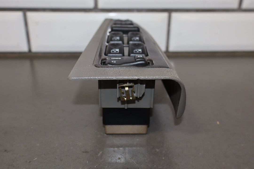 2003 - 2005 GMC Yukon Denali Front Door Pair Woodgrain Stone Gray