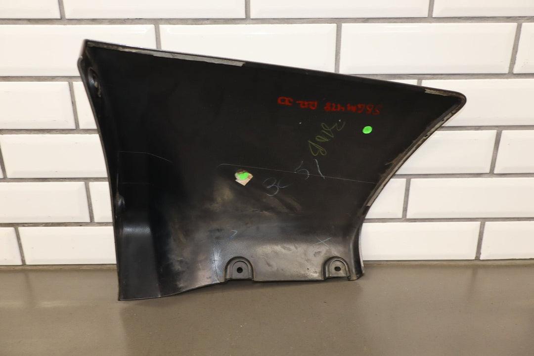 2003 - 2005 GMC Yukon Denali Left Rear Quarter Panel Moulding Genuine