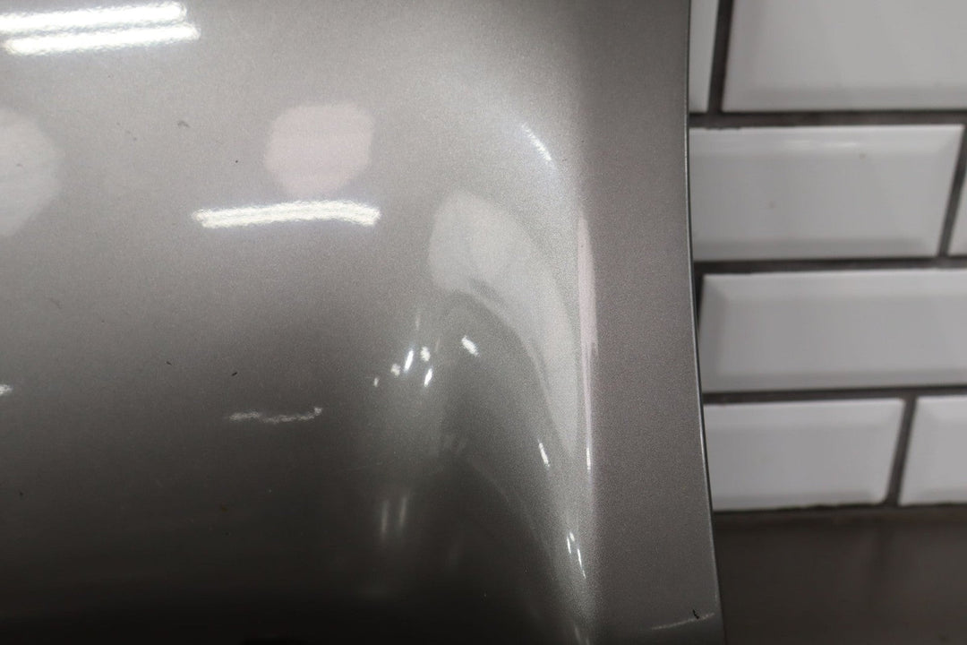 2003 - 2005 GMC Yukon Denali Left Rear Quarter Panel Moulding Genuine
