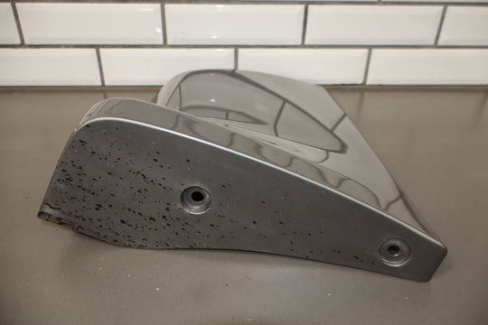 2003 - 2005 GMC Yukon Denali Left Rear Quarter Panel Moulding Genuine