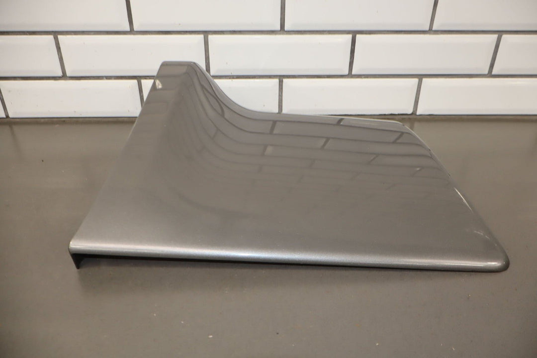 2003 - 2005 GMC Yukon Denali Left Rear Quarter Panel Moulding Genuine