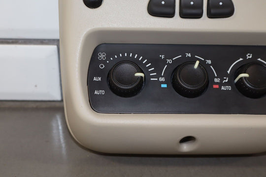 2003 - 2005 GMC Yukon Denali Roof Console OEM