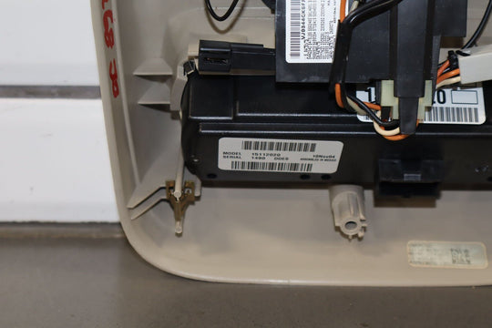 2003 - 2005 GMC Yukon Denali Roof Console OEM