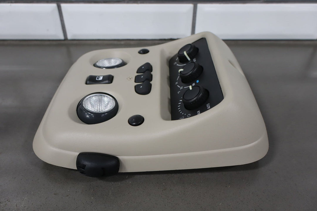 2003 - 2005 GMC Yukon Denali Roof Console OEM