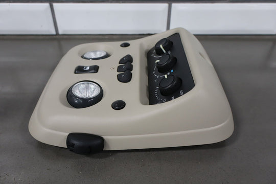 2003 - 2005 GMC Yukon Denali Roof Console OEM