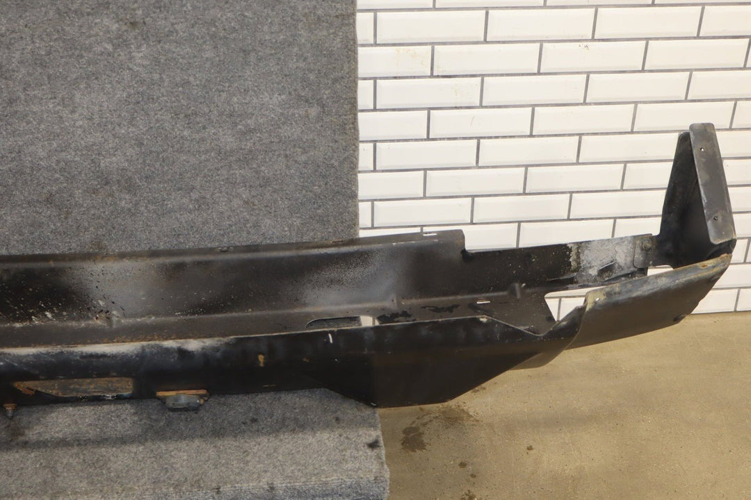 2003 - 2005 Hummer H2 Rear Bumper Center Metal Section 12335668 OEM