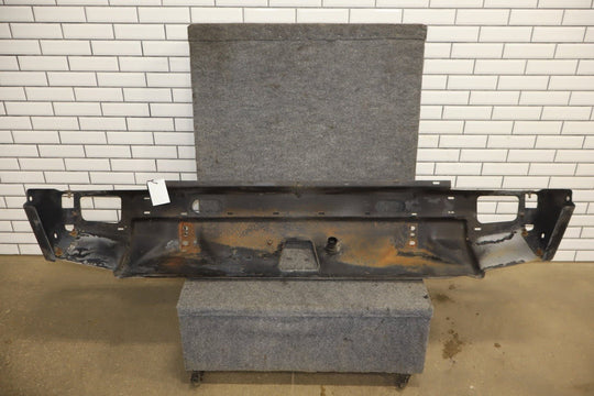 2003 - 2005 Hummer H2 Rear Bumper Center Metal Section 12335668 OEM