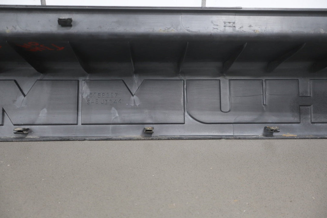 2003 - 2005 Hummer H2 Rear Bumper Center Plastic Cover 12335668 OEM