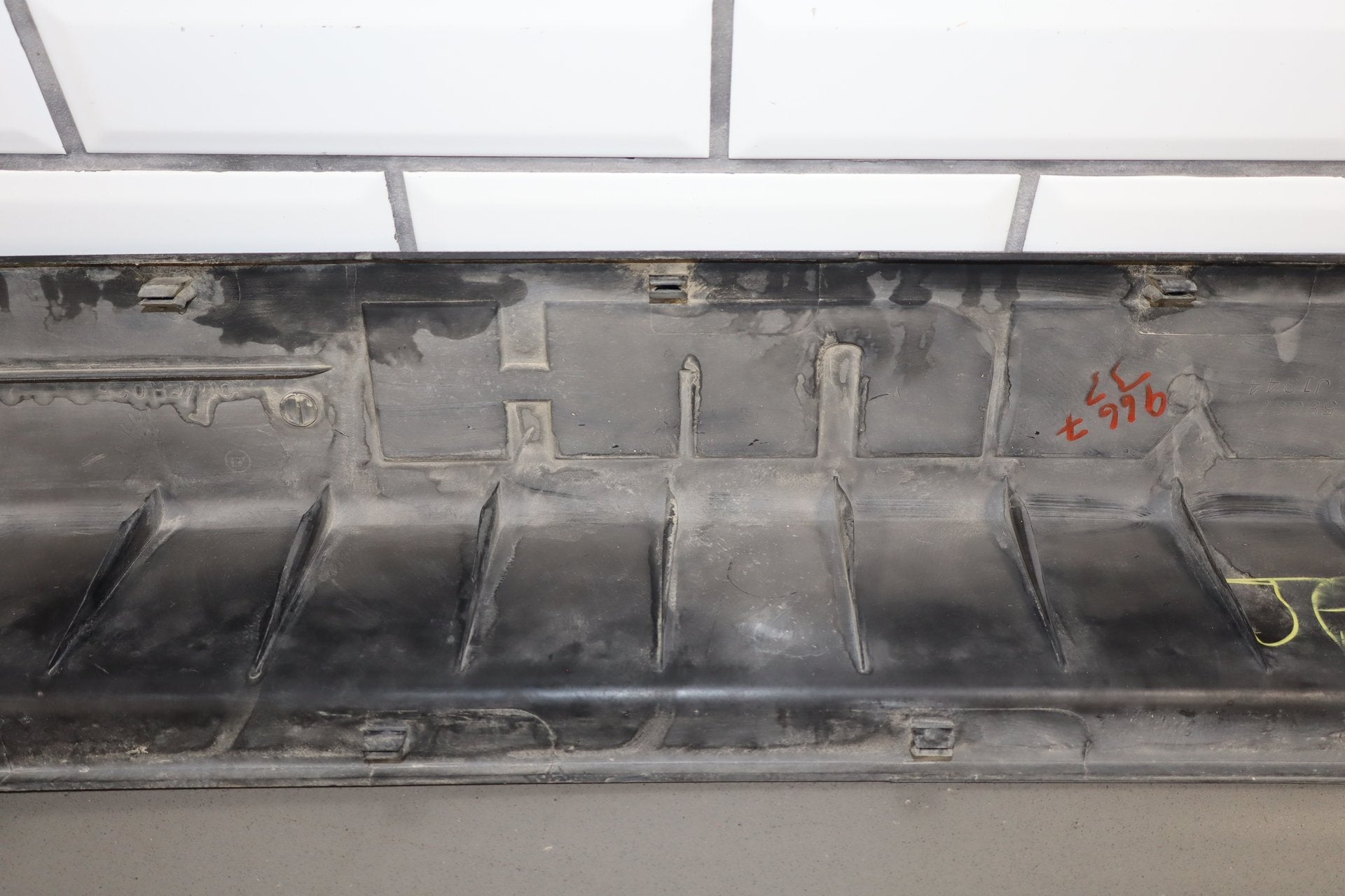 2003-2005 Hummer H2- Rear Bumper Cover 12335667