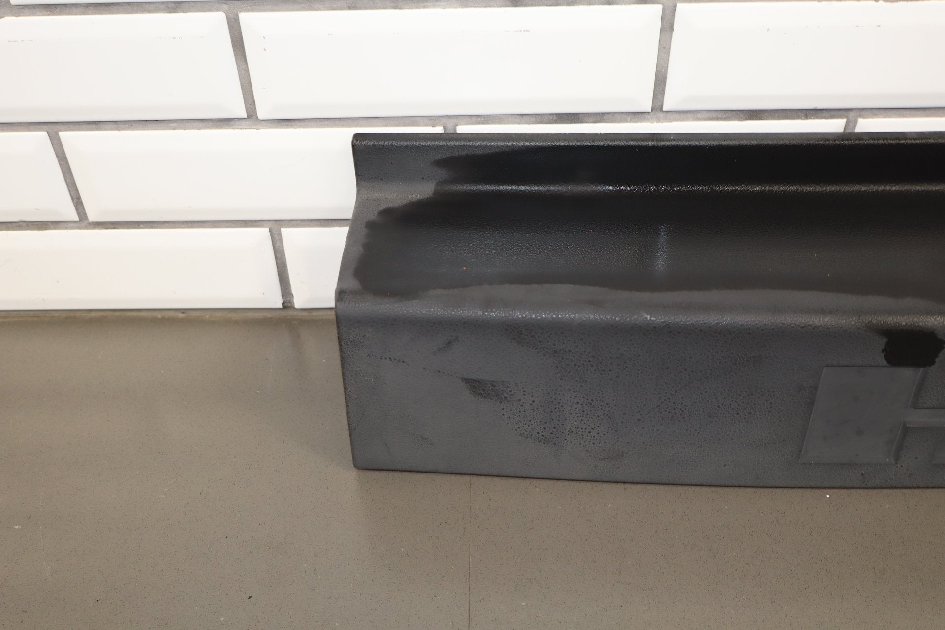 2003-2005 Hummer H2- Rear Bumper Cover 12335667