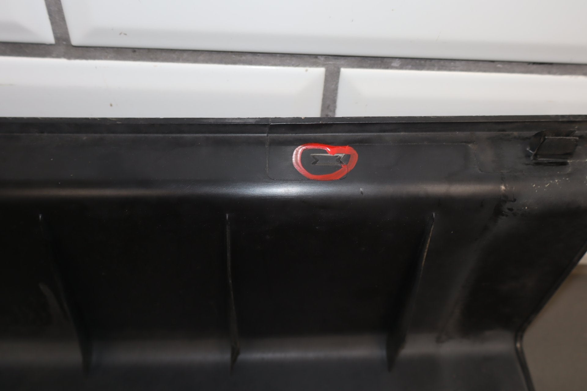 2003-2005 Hummer H2- Rear Bumper Cover 12335667