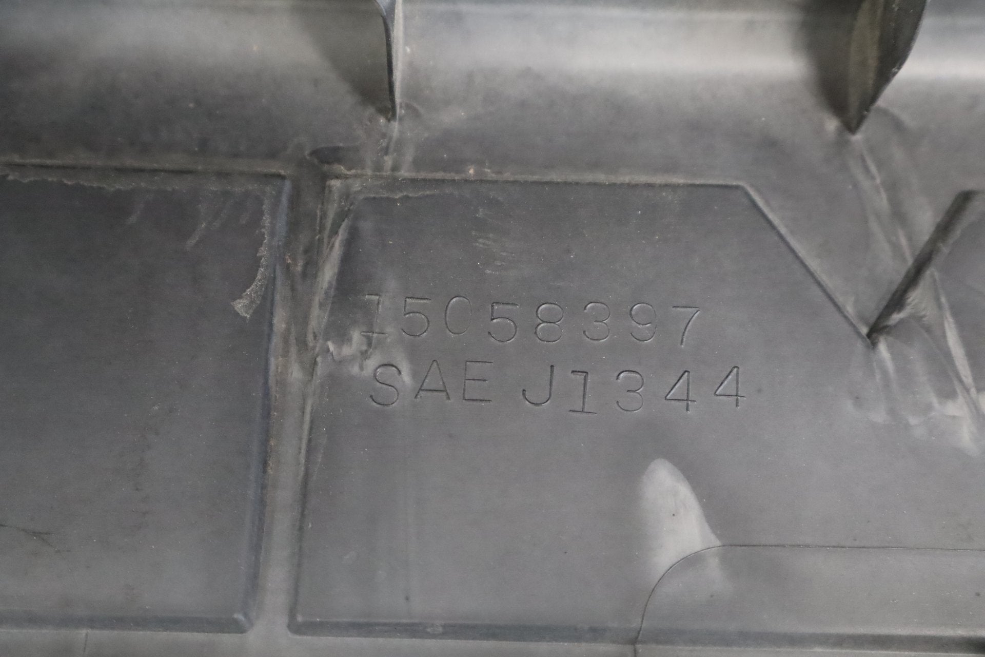 2003-2005 Hummer H2- Rear Bumper Cover 12335667