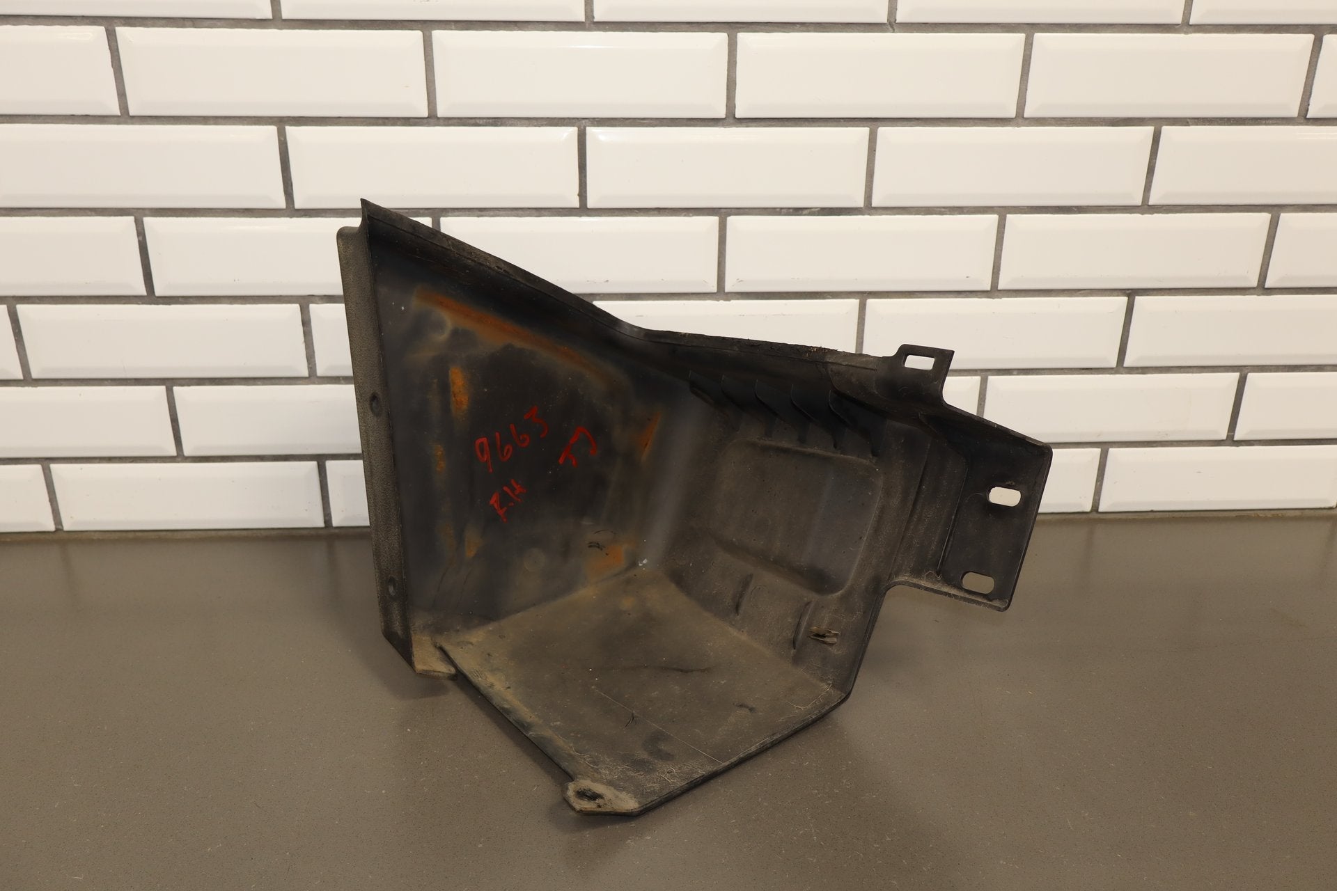 2003-2005 Hummer H2- Right Rear Bumper Extension 12335666