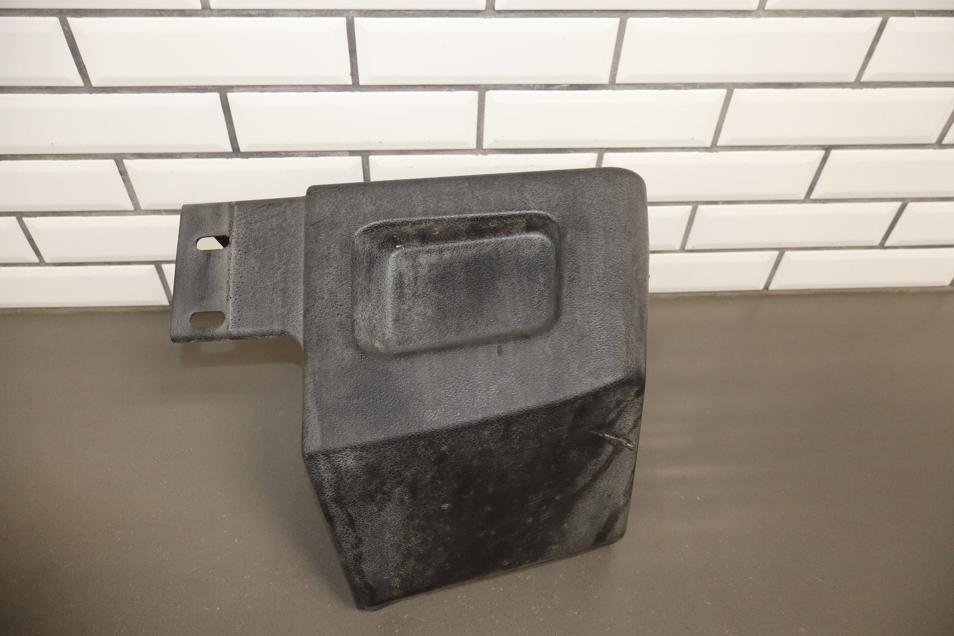 2003-2005 Hummer H2- Right Rear Bumper Extension 12335666