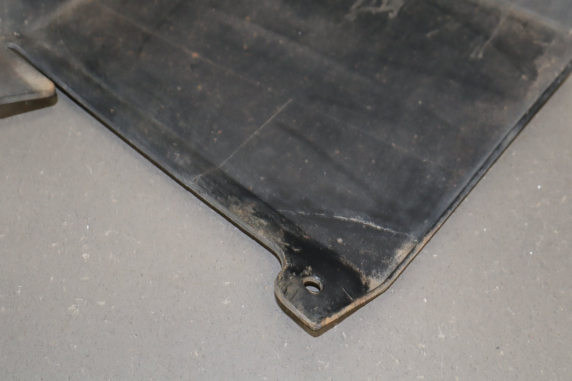 2003-2005 Hummer H2- Right Rear Bumper Extension 12335666