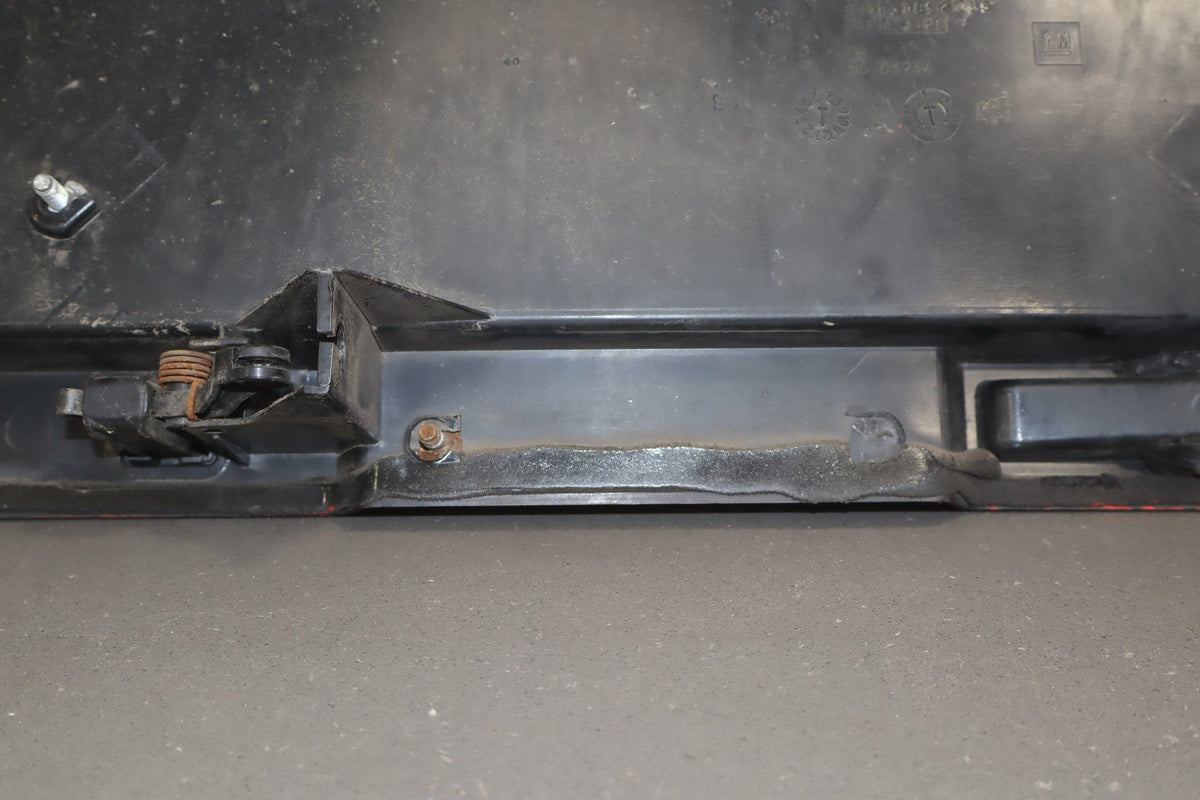 2003-2005 Hummer H2- Tail Finish Panel PN: 15135441